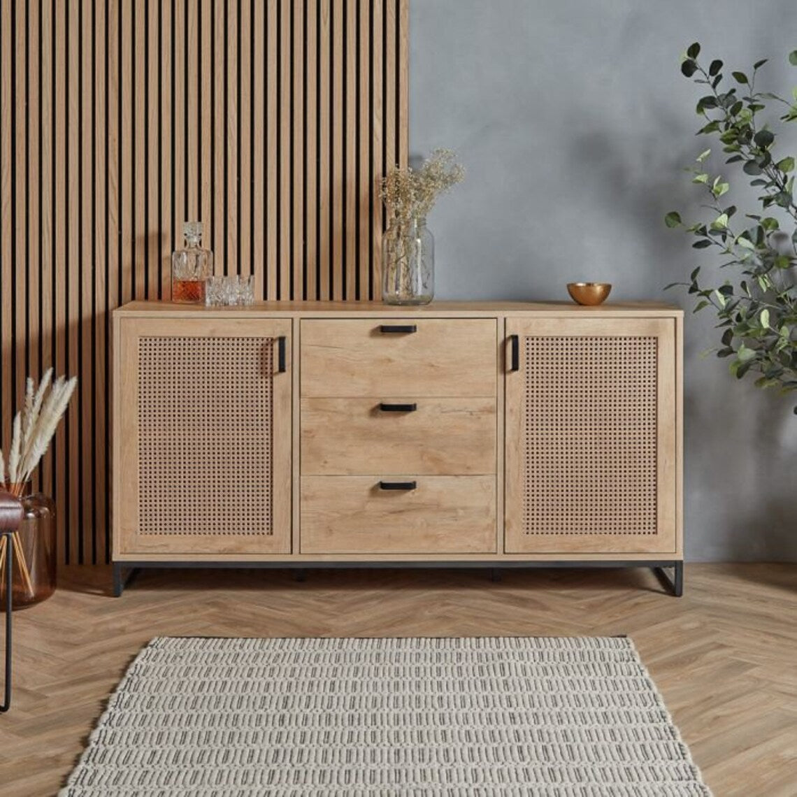 Maria Side Board