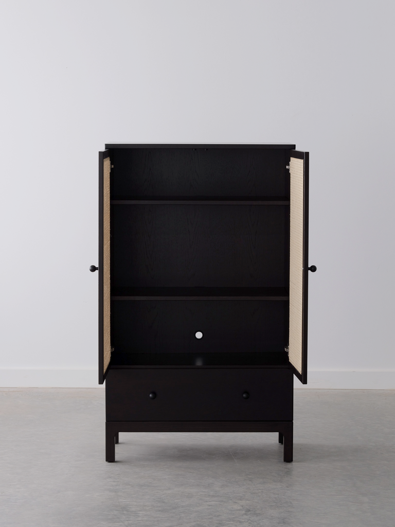 Solna Cabinet