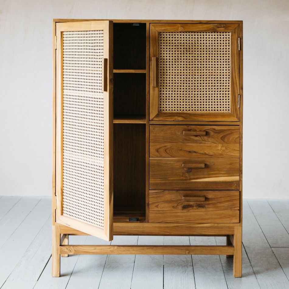 Pearl Cabinet