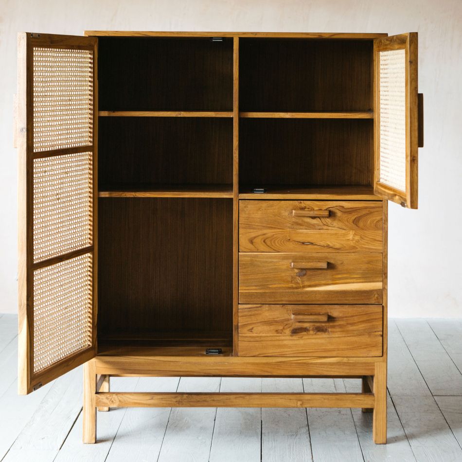Pearl Cabinet