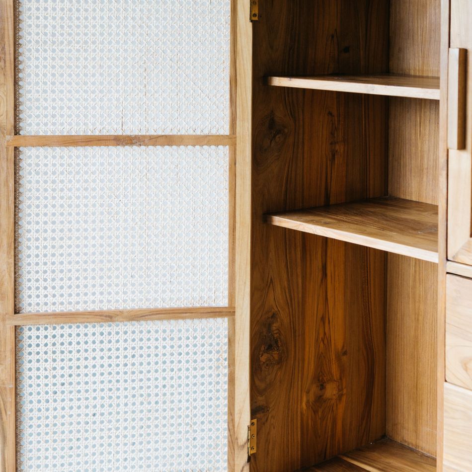 Pearl Cabinet
