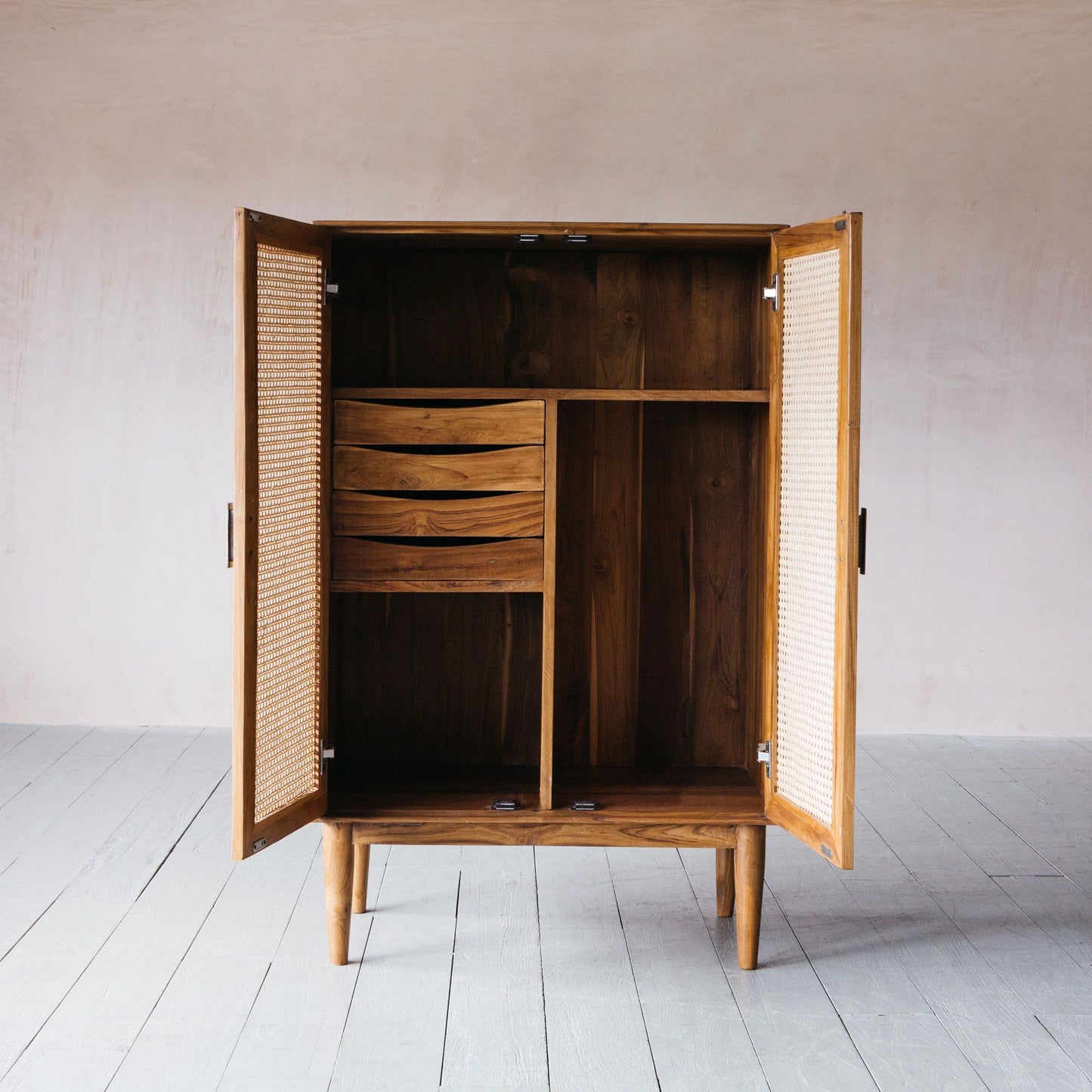Pearl Sideboard
