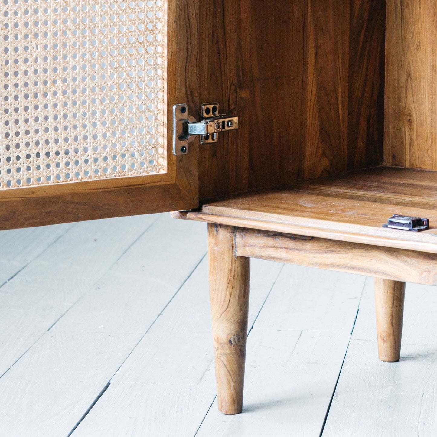 Pearl Sideboard