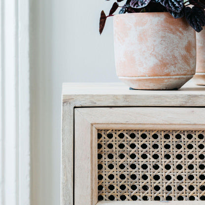 Andy Rattan Bed Side - Rathkaar.com