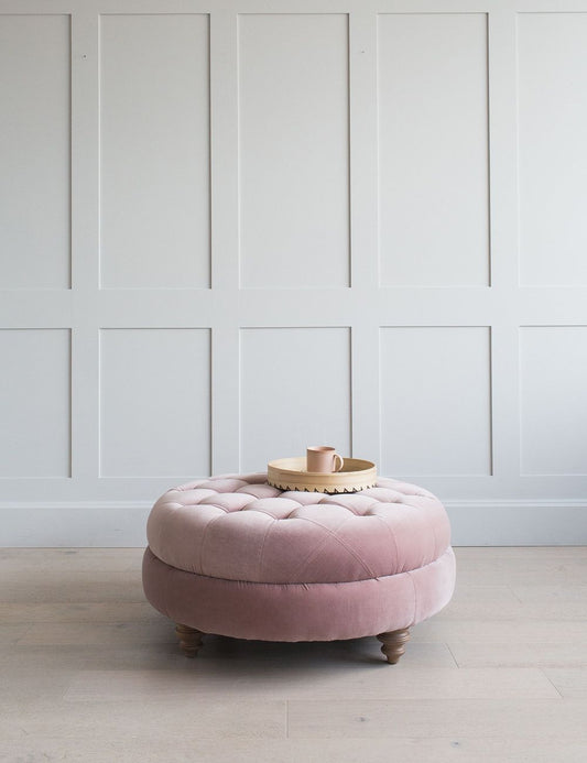 Amora Pouffe